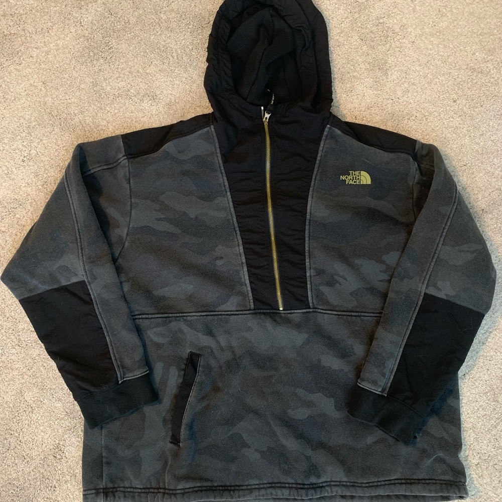 Men’s half zip The North Face sweatshirt